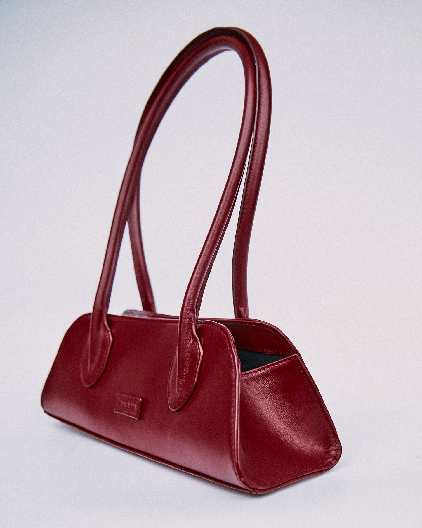 24/7 shoulder bag