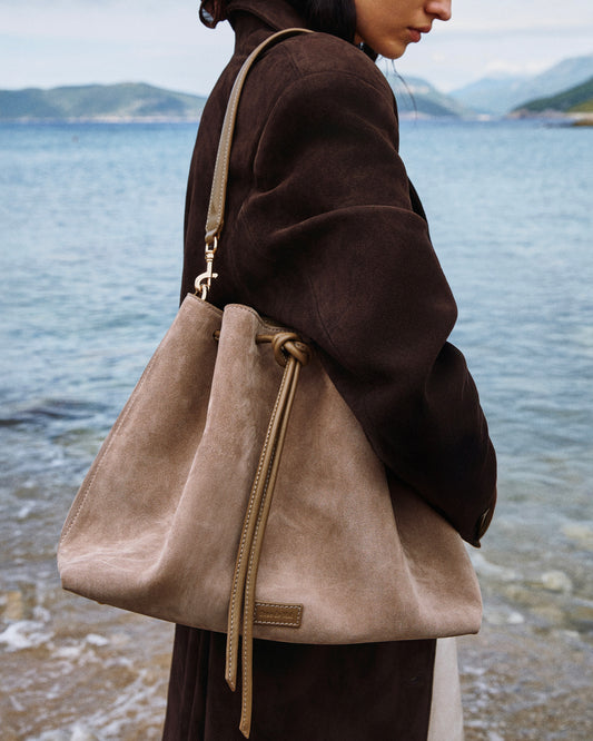 Arabesque large bucket bag