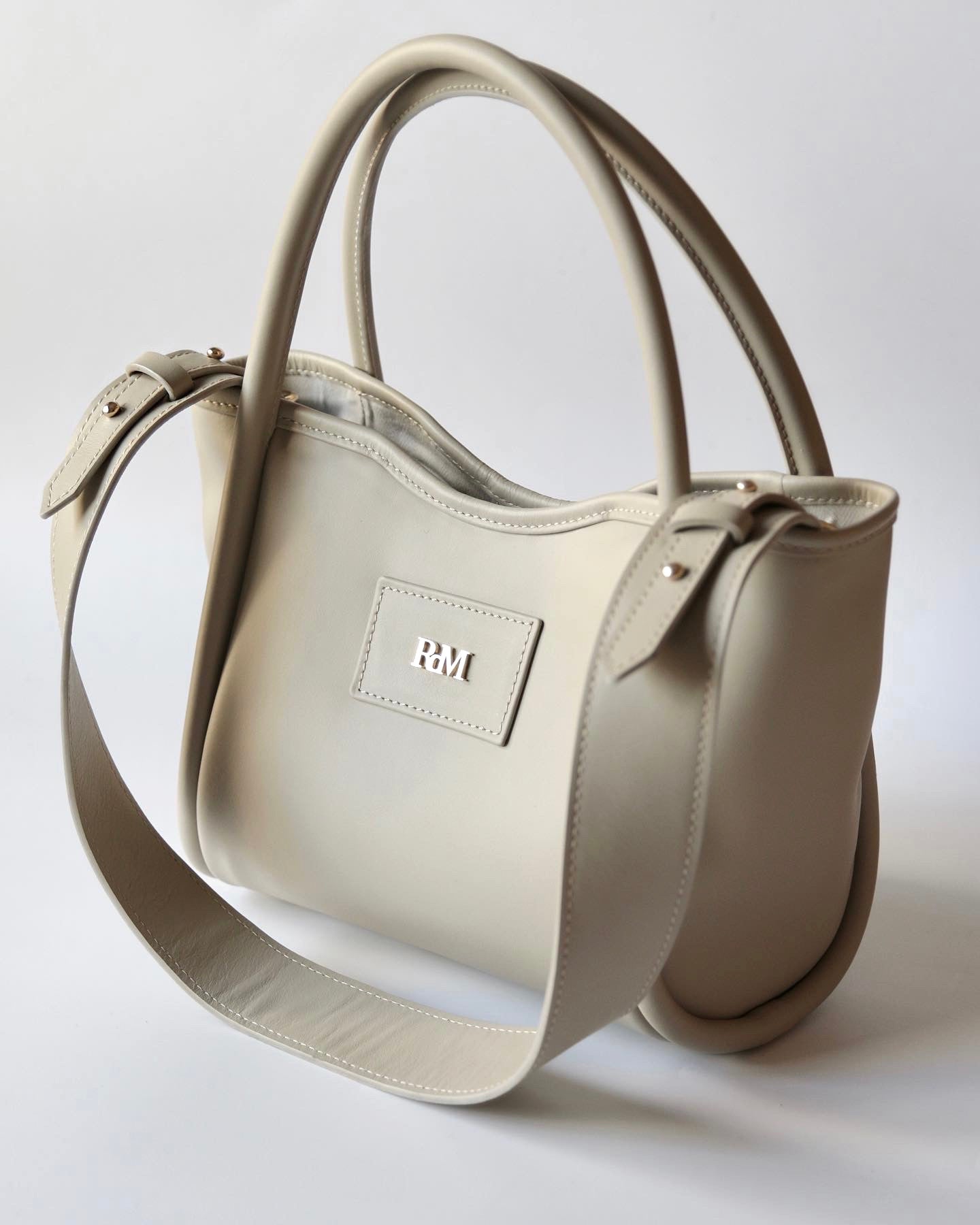 Anouk Medium Shoulder bag