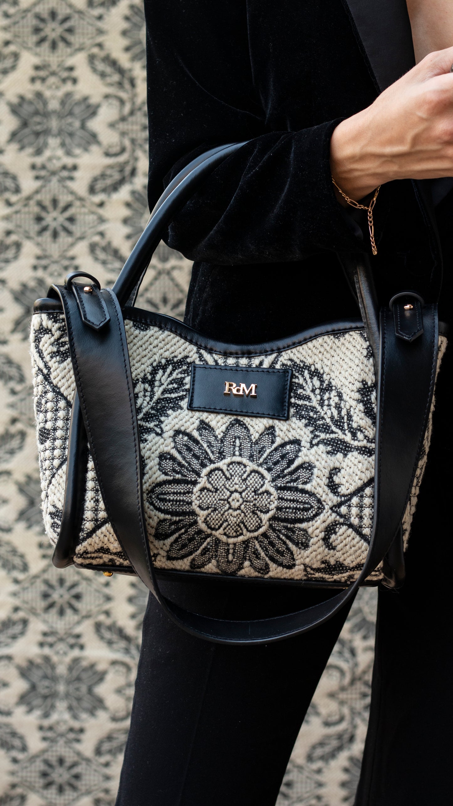 Anouk Ethos Medium handbag