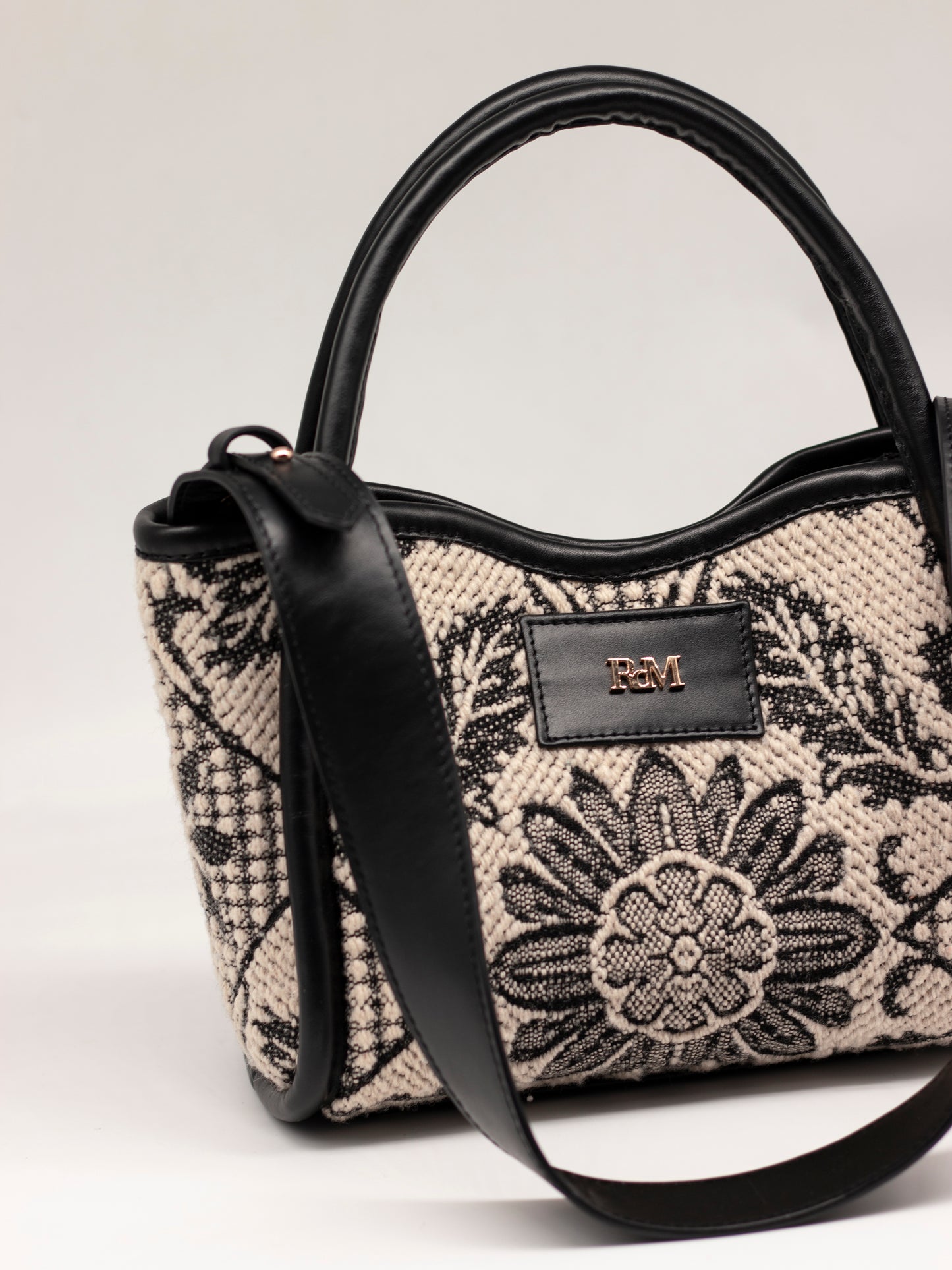Anouk Ethos Medium handbag