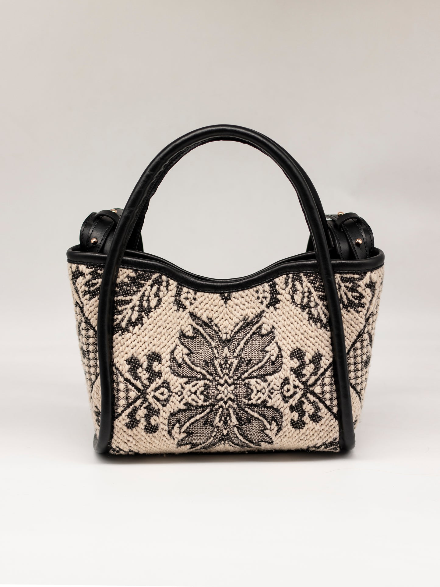 Anouk Ethos Medium handbag