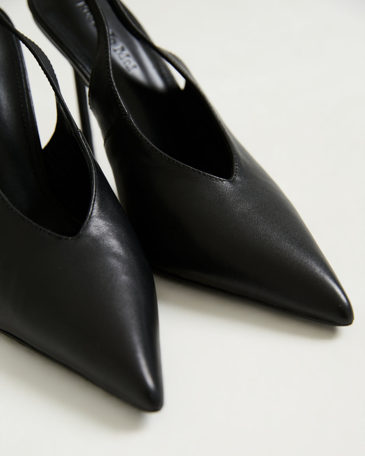 Venus slingback
