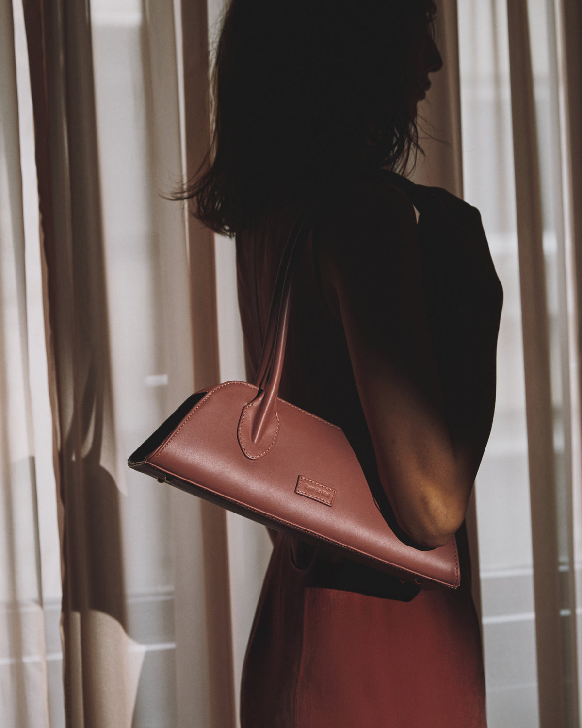 24/7 shoulder bag