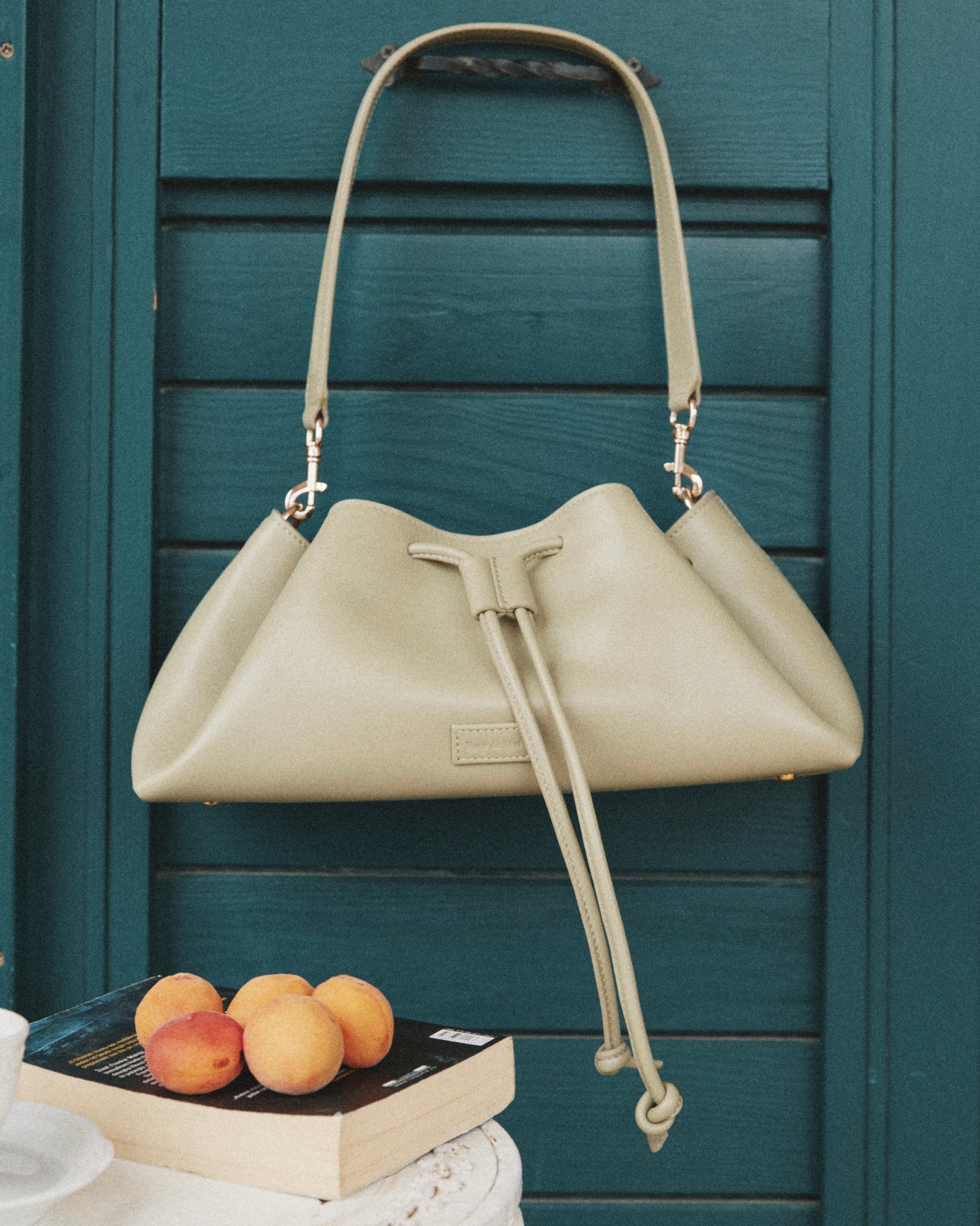 Arabesque bucket bag